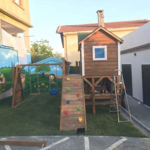 Ahşap Çocuk Oyun Evi